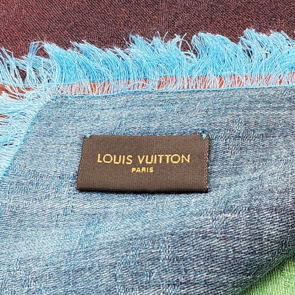 Louis Vuitton LV Logo Multicolor Silk/Wool Blanket Scarf | MP1746 | NEW - Picture 4 of 5